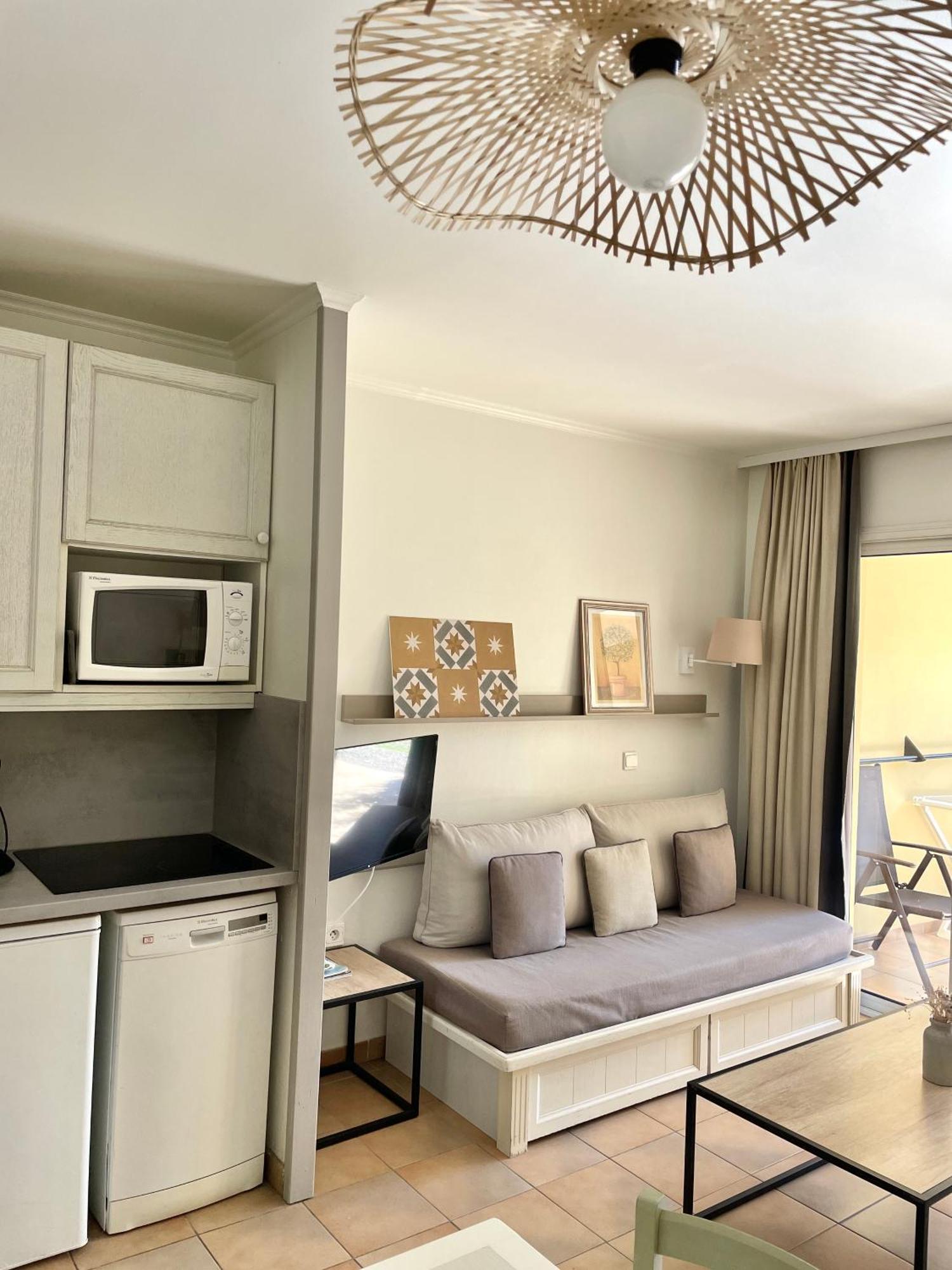 Studio 4 Personnes Golf International Pont Royal Mallemort Exteriér fotografie